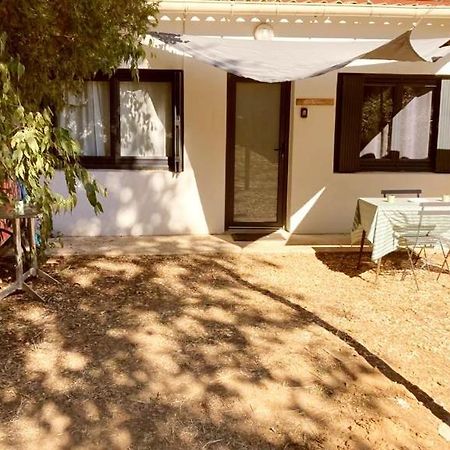 Superbe Appartement Boheme Dans Les Vignes Nîmes Exterior photo